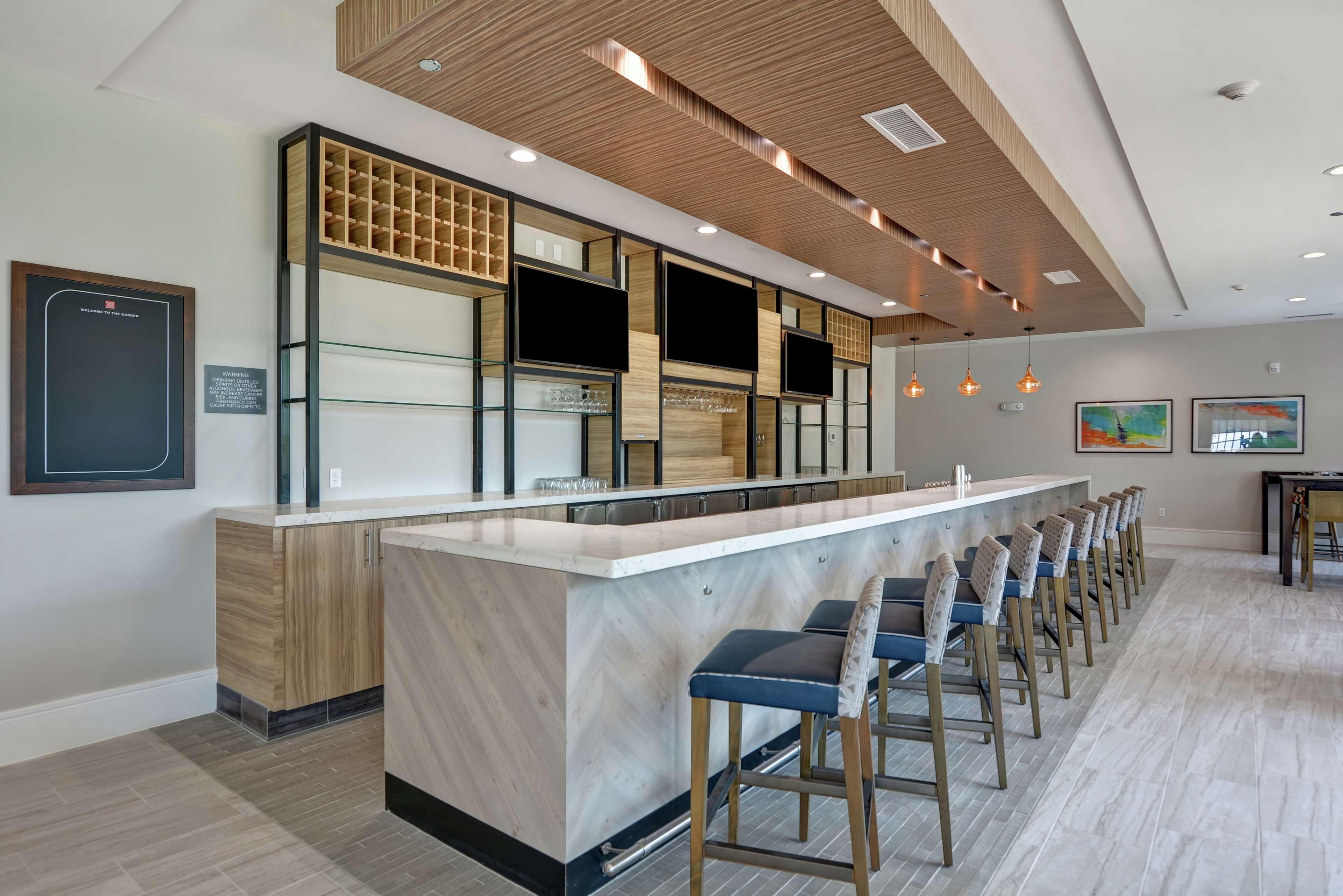 Hilton Garden Inn Biloxi Bagian luar foto