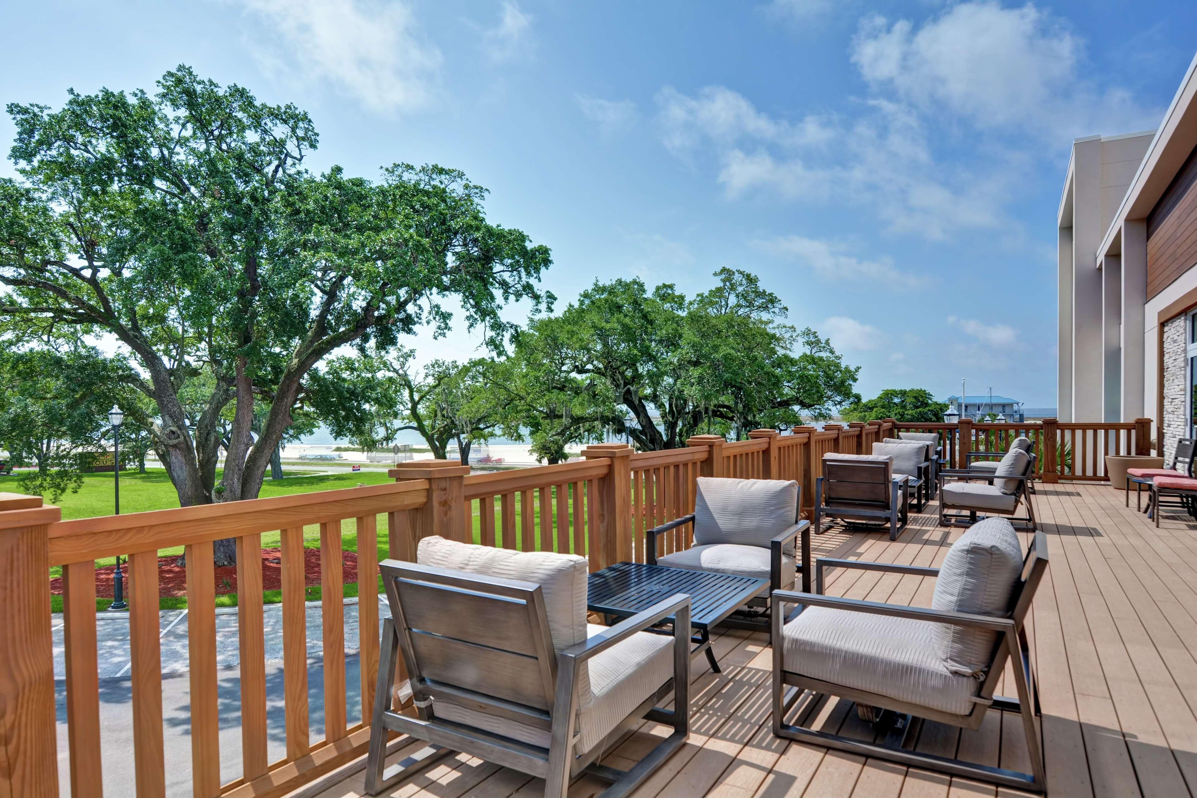 Hilton Garden Inn Biloxi Bagian luar foto
