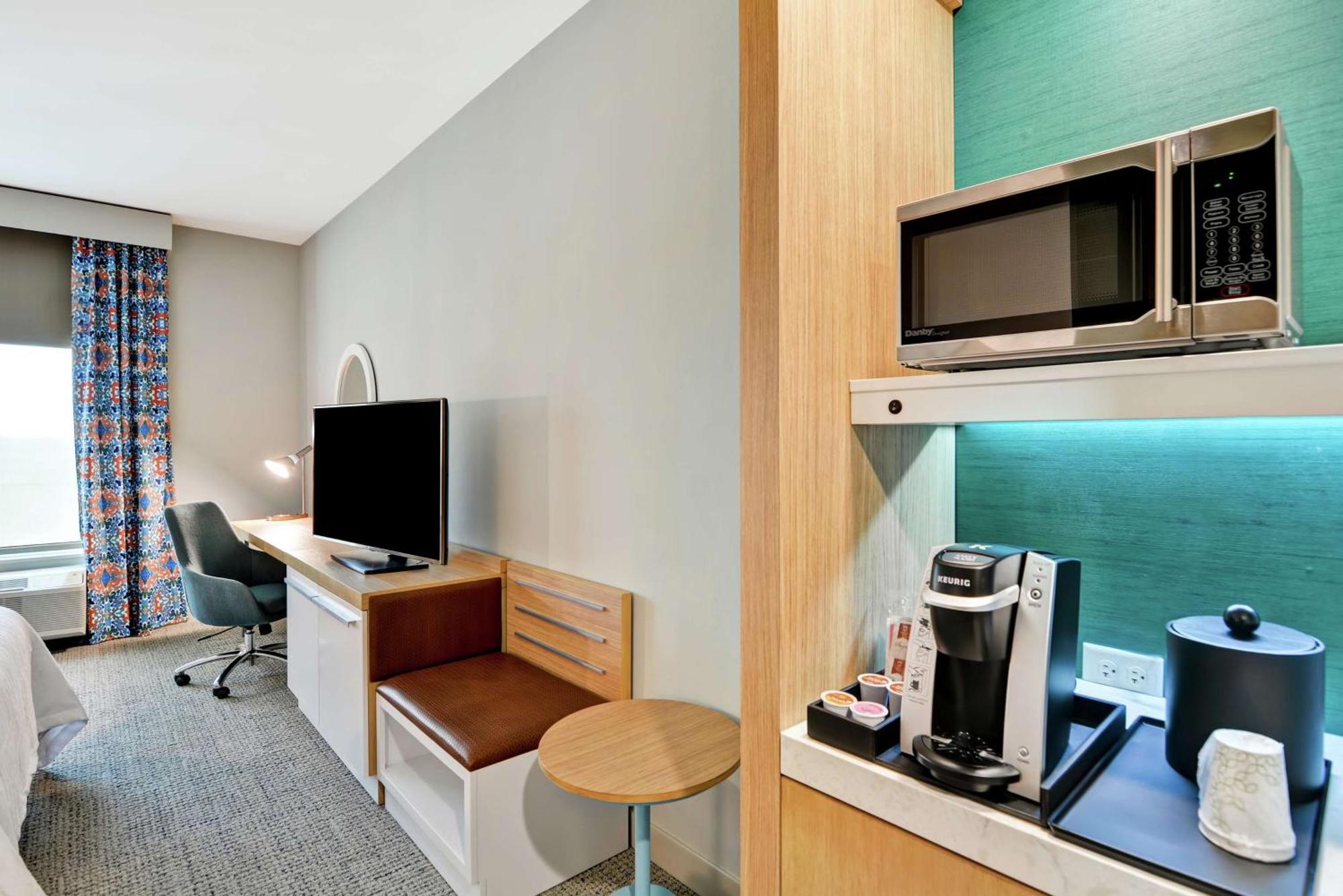 Hilton Garden Inn Biloxi Bagian luar foto