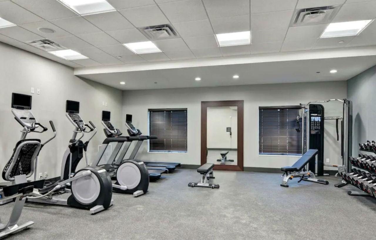 Hilton Garden Inn Biloxi Bagian luar foto